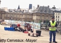 Installation des Gouzous au Pont des Arts à Paris : les 1ères photos