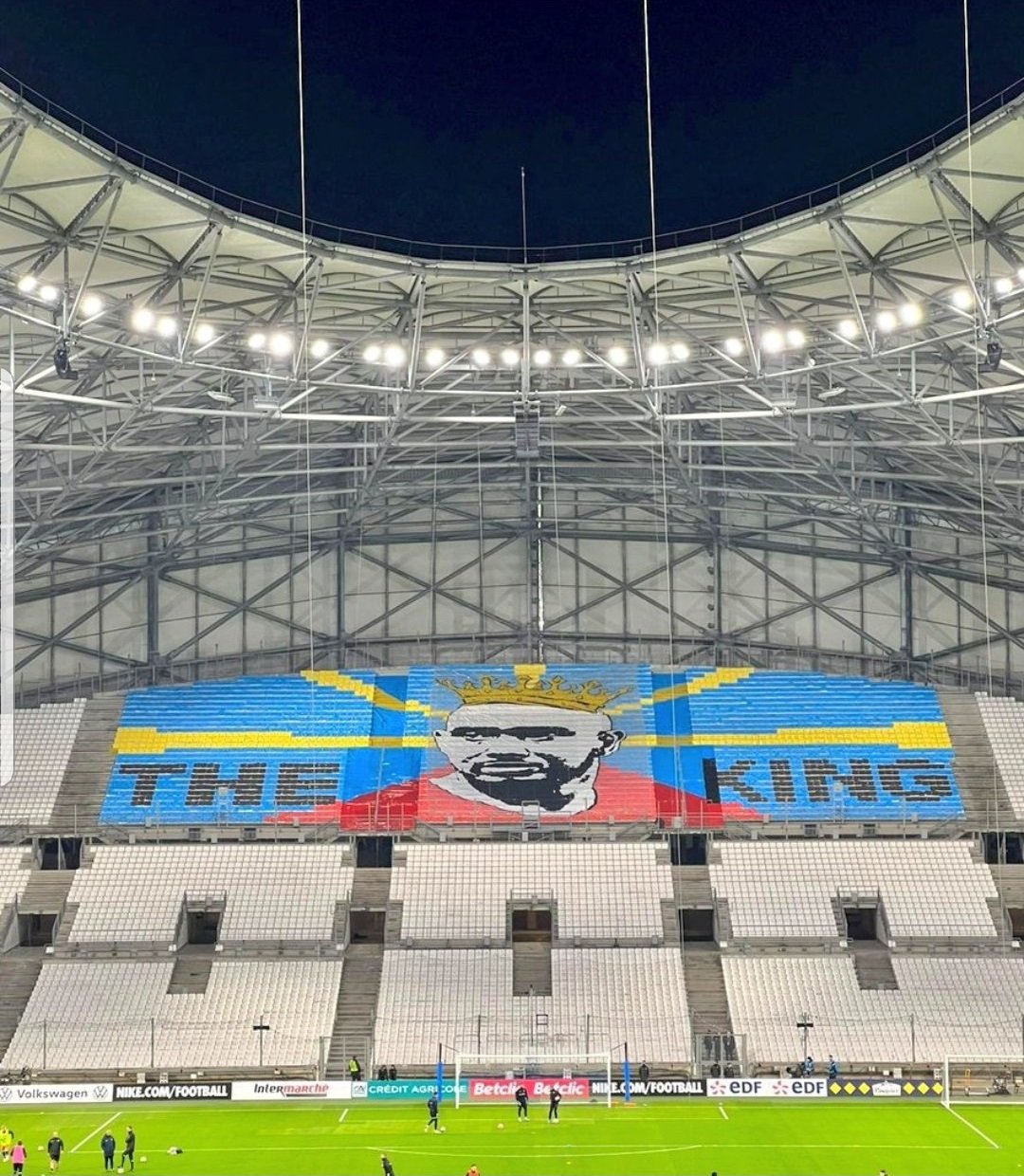 Un tifo aux couleurs de la Réunion dans le stade de l'OM - Réunionnais du  Monde
