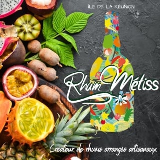 Rhum métiss crée sa distillerie et son musée à La Réunion
